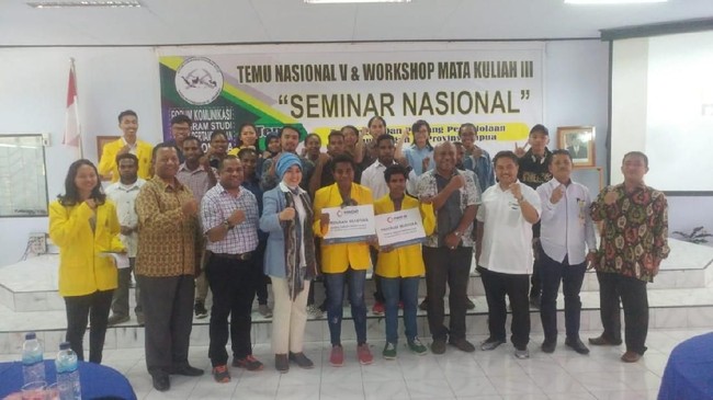 MIND ID memberikan bantuan beasiswa dan pembinaan kepada mahasiswa Universitas Cenderawasih (Uncen) untuk meningkatkan kesejahteraan masyarakat Papua.