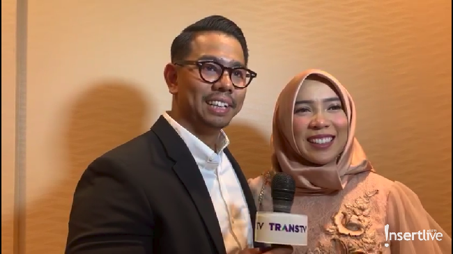 Ternyata Begini Cara Sederhana Suami Bahagiakan Fitri Tropica