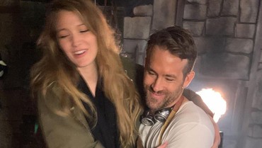 img-title Ryan Reynolds & Blake Lively Bahas soal Alkohol dan Hamil di IG, Ada Apa?