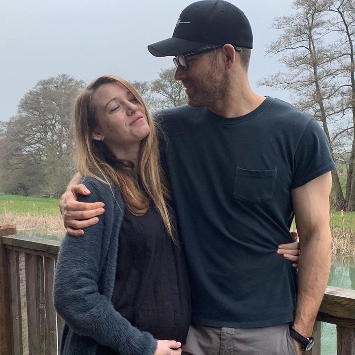 Di hari ulang tahunnya, Lively banyak mendapat ucapan dan doa untuk kelancaran proses melahirkannya. (Foto: Instagram @vancityreynolds)