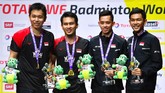 FOTO: Tinta Emas Ahsan/Hendra di Kejuaraan Dunia 2019 Ganda putra Indonesia Mohammad Ahsan/Hendra Setiawan menorehkan tinta emas dengan tiga kali juara dunia usai jadi kampiun di Kejuaraan Dunia Bulutangkis 2019.