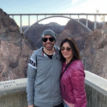 6 Potret Kemesraan Sajad Ukra dengan Istri Baru