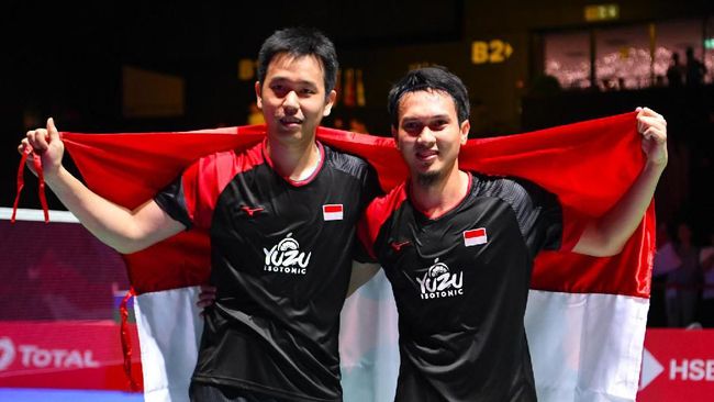 Ahsan/Hendra Tak Menyangka Juara di Kejuaraan Dunia 2019 Ganda putra Indonesia Mohammad Ahsan/Hendra Setiawan mengaku tak menyangka bisa menjadi juara di Kejuaraan Dunia Bulutangkis 2019.