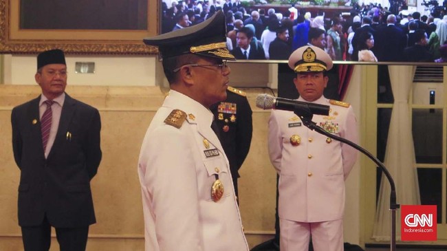 Rusli Baco Dg Palabbi menggantikan wagub sebelumnya Sudarto yang meninggal pada 2016 lalu. Ia terpilih setelah pemungutan suara di DPRD dilakukan.