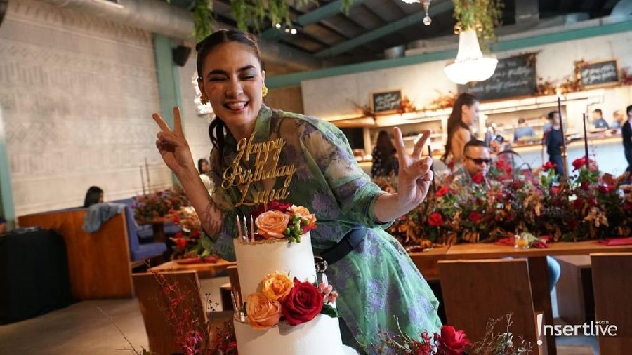 Luna Maya menyatakan kedekatan dirinya dengan Faisal Nasimuddin.