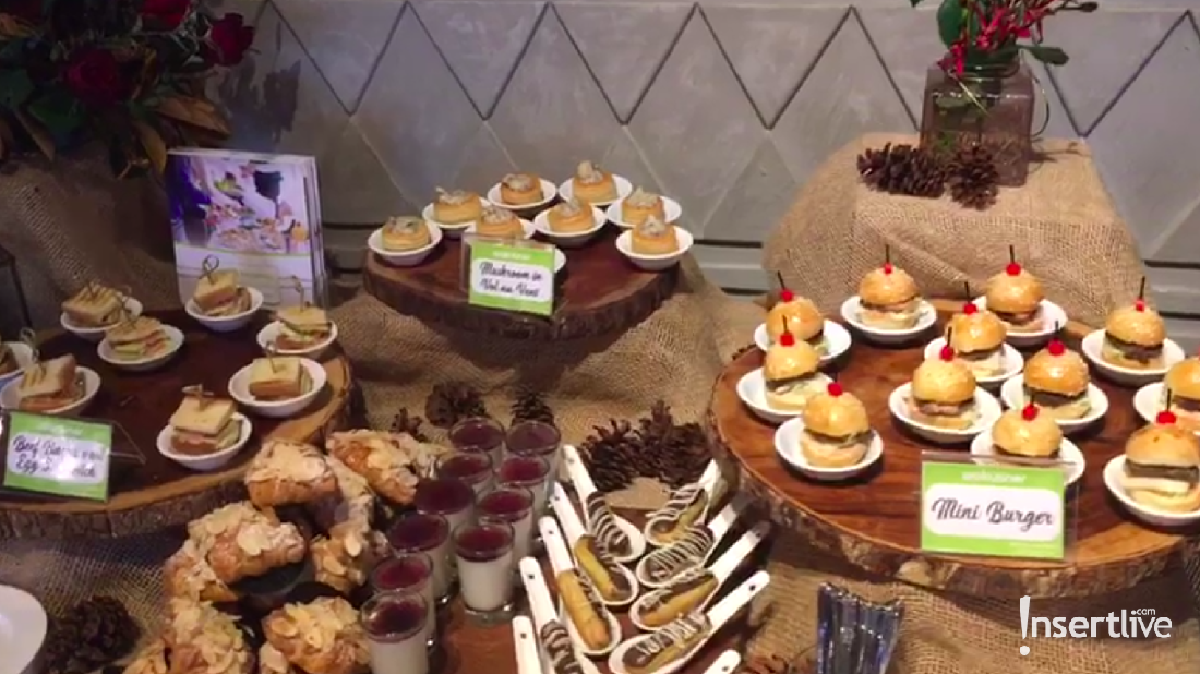 Luna Maya merayakan ulang tahunnya yang ke-36 bersama para sahabat pada Senin &lpar;26&sol;8&rpar;&period;