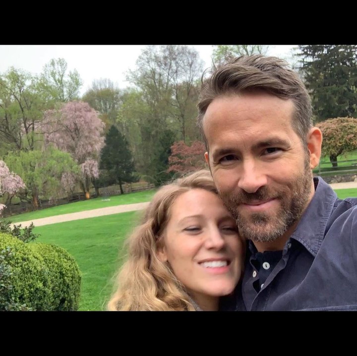 "Happy Birthday, @blakelively," tulis Reynold dalam akun <em>Instagram</em> miliknya. (Foto: Instagram @vancityreynolds)