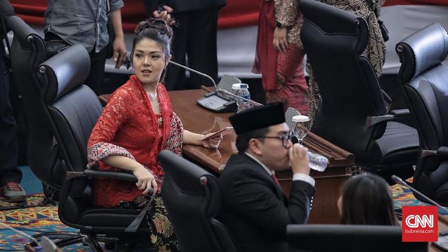 Berikut lima artis yang resmi menjadi anggota DPRD DKI Jakarta periode 2024-2029.