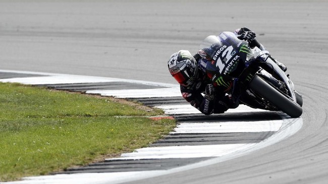 Maverick Vinales mengakui tidak mengalami kesulitan menyalip rekan satu tim di Monster Energy Yamaha, Valentino Rossi, pada MotoGP Inggris 2019.