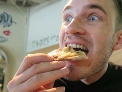 Satu Aturan di Jepang Bikin PewDiePie Frustrasi