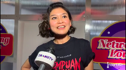 Gugat Cerai Usai 17 Tahun Menikah, Ini Perjalanan Cinta Marissa Anita dan Suami Bule