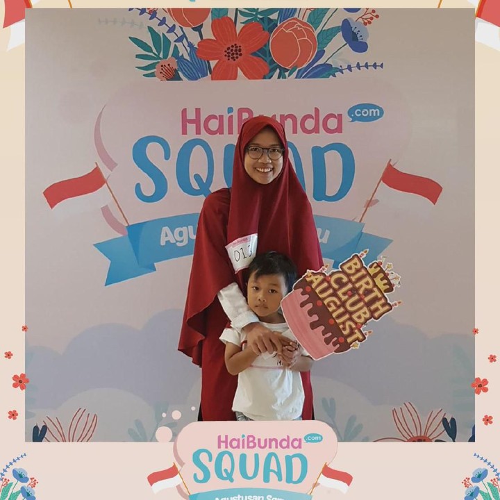 <p>Wah, happy banget nih! Terima kasih Bunda dan buah hati sudah ikutan Agustusan Seru HaiBundaSquad. Foto: HaiBunda</p>
