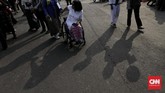 FOTO: Pawai Penyandang Disabilitas Serukan Tolak Diskriminasi Para penyandang disabilitas menggelar pawai dari Monas menuju Bundaran HI, Jakarta, menyuarakan penghapusan syarat sehat jasmani dalam rekrutmen tenaga kerja.