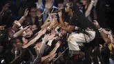 FOTO: Semarak Panggung MTV VMA 2019 Tahun ini, MTV VMA 2019 berhasil diadakan di New Jersey dengan Ariana Grande membawa pulang titel Artist of the Year, dan Taylor Swift untuk Video of the Year.