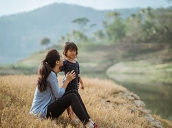 35 Lagu Tentang Ibu yang Menyentuh Hati dan Liriknya