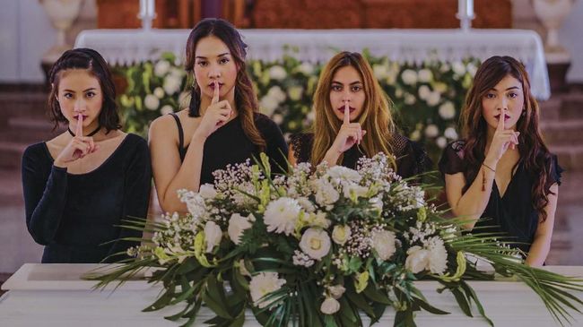 Saat serial lokal mulai bersinar, adaptasi tayangan Barat mulai bermunculan dengan produksi yang maksimal, seolah mengerlip mendekati pasar global.