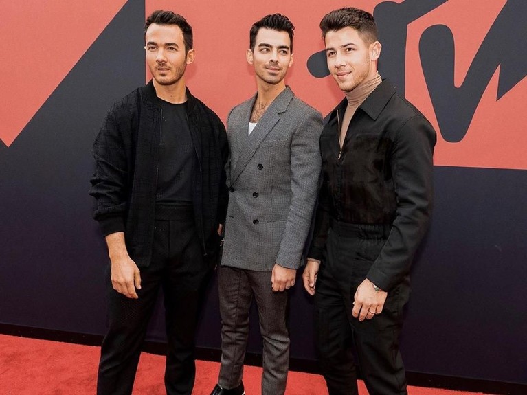 Tujuh pakaian selebriti di ajang MTV VMA 2019 dinilai yang terburuk. Ada siapa saja?