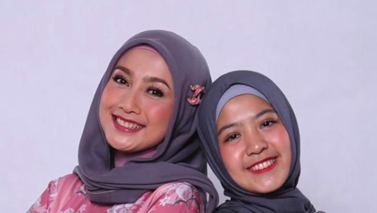 desy dan ratnasari dan anaknya