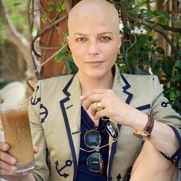 Selma Blair Korban Kekerasan Fisik, Dicekik hingga Dipukuli Mantan Pacar