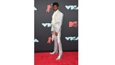 FOTO: Selebriti Berbusana Terbaik di MTV VMA 2019 MTV VMA 2019 sudah digelar. Selebriti pun berdandan maksimal untuk tampil paling menarik dan unik. Namun siapa yang bergaya terbaik?