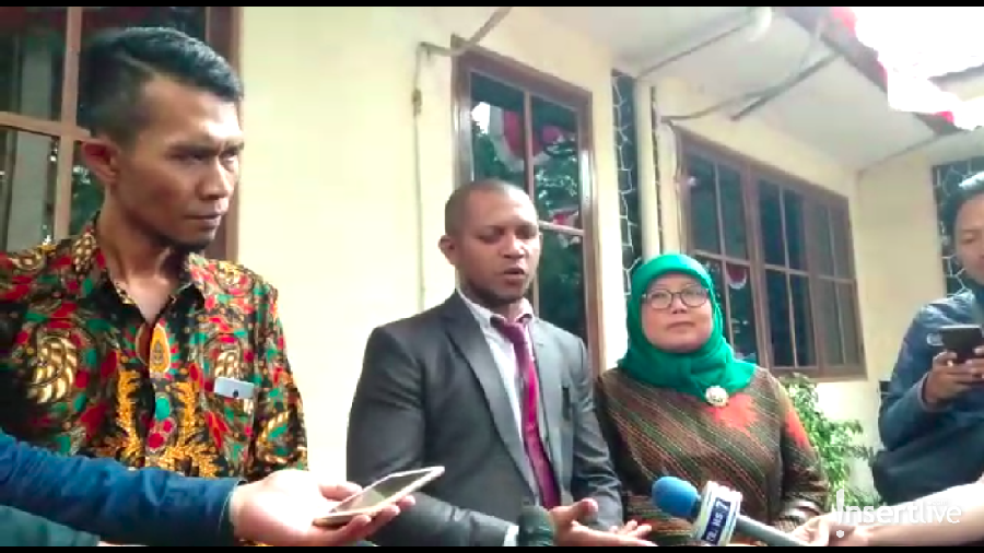 Baim Wong digugat ratusan miliar rupiah, namun kuasa hukum menyebutkan ia tak berniat menjadi caleg sejak awal.