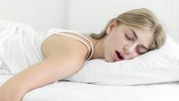 Selalu Ngiler Saat Tidur? Ini 5 Penyebab dan Cara Mengatasinya