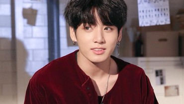img-title Tabrak Taksi, Jungkook BTS Diperiksa Polisi