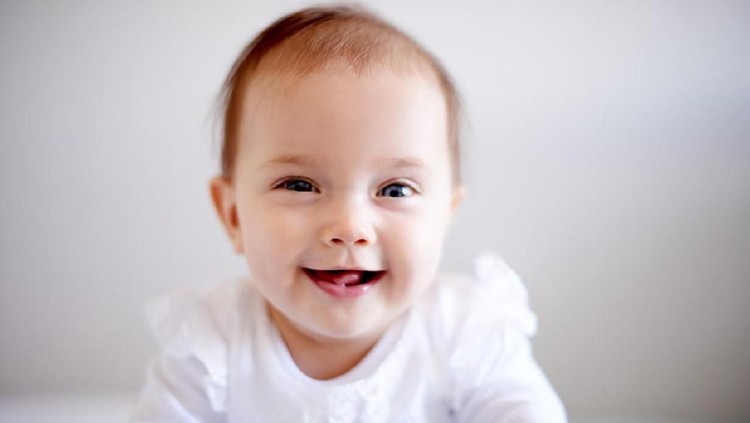 Cemerlang, salah satu sifat positif yang diidamkan orang tua pada si buah hati. Seperti yang terkandung dalam nama bayi Islami berikut ini.