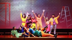 FOTO: Aksi Anak Muda Indonesia Usai Timba Ilmu di Broadway
