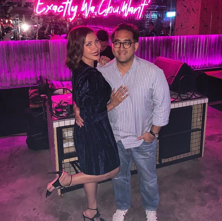 <span class="im">Nadia Mulya menikah dengan Dastin Mirjaya Mudijana pada 12 Agustus 2005. (Foto: Instagram @nadiamulya)</span>
