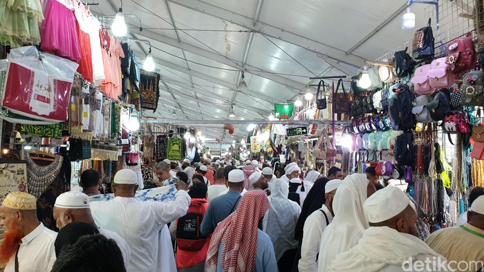 Tempat beli oleh-oleh murah meriah di Madinah