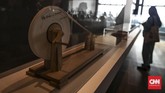 FOTO: Menyelami Pemikiran 40 Tahun Xu Bing Xu Bing, perupa kontemporer kenamaan China, menggelar pameran pertama dan terbesar di Indonesia juga Asia Tenggara di Museum MACAN, Jakarta.