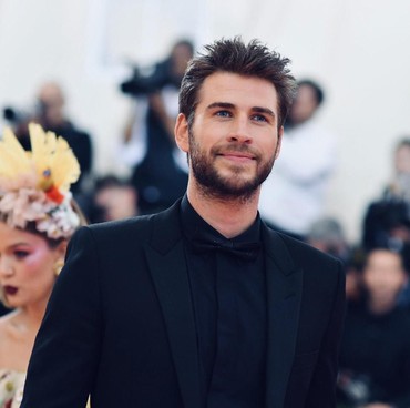 Total Kekayaan Liam Hemsworth Usai Cerai dari Miley Cyrus