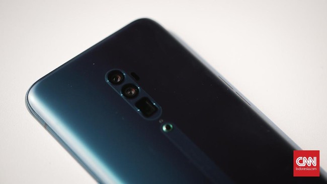 Berikut hasil CNNIndonesia.com menjajal Oppo Reno 10x Zoom selama dua pekan.
