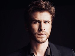 Gegara Diet Ekstrem, Liam Hemsworth Jalani Operasi Pengangkatan Batu Ginjal