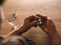 Pasien Isoman COVID-19 Susah Dapat Paket Obat Gratis, Kemenkes Buka Suara
