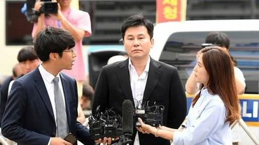 img-title Mantan Bos YG Entertainment Kena Tuntutan Hukuman 3 Tahun Penjara