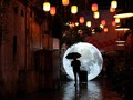 NYALANG: Mencengkram Temaram Bulan