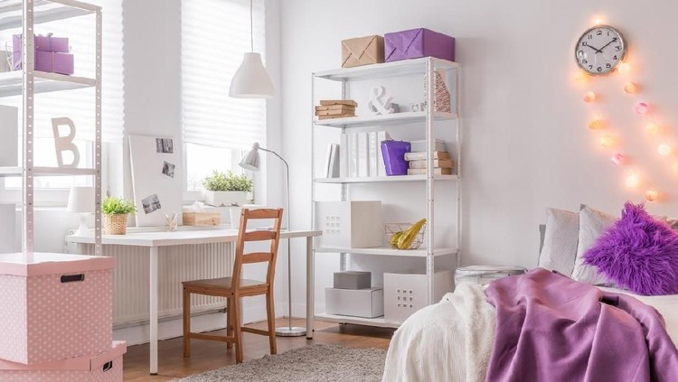 Saat anak tumbuh remaja, desain kamar seperti apa yang cocok untuk mereka ya?