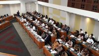 Setoran KKP Rendah, Banggar: Menteri Kerjanya Nembakin Kapal Doang!