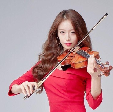 Lirik Lagu One Blue Night - Jiyeon (OST. I Wanna Hear Your Song)