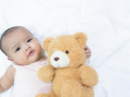 20 Nama Bayi Perempuan Islami Berawalan Y