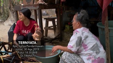Sonya Pandarmawan, Eks JKT48 Jadi Pencabut Bulu Ayam