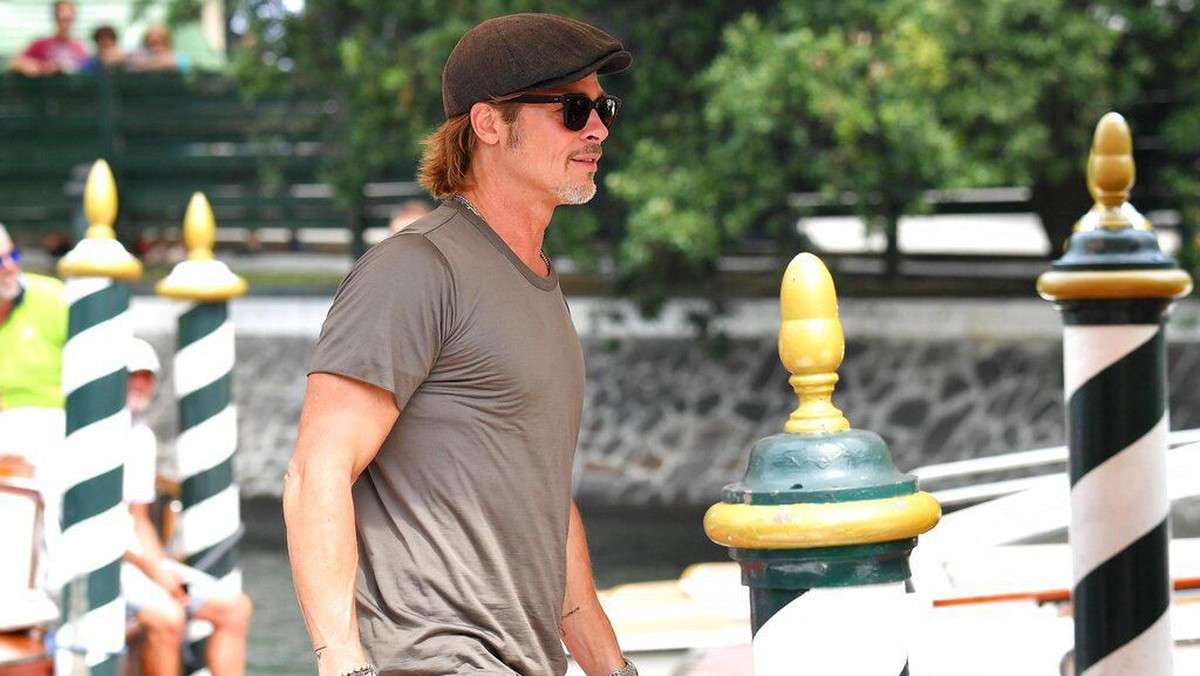 Brad Pitt adalah salah satu aktor kelas dunia yang menghadiri Venice Film Festival 2019&period; Pitt datang untuk promosikan film terbarunya&comma; Ad Astra&period; 