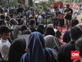 Massa: Ikat Kepala Hitam Tanda Perlawanan Atas Pelemahan KPK