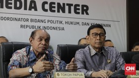 Freddy Numberi Minta Semua Pihak Tak Terpancing Masalah Kecil