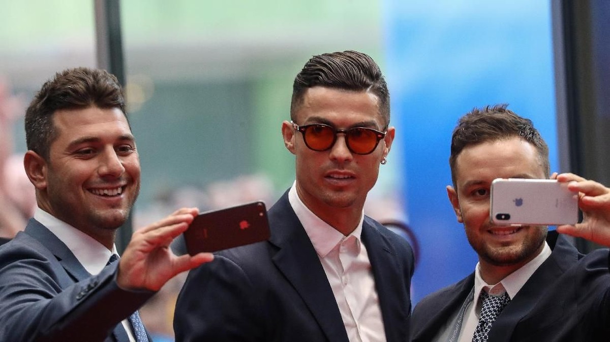 FOTO: Aksi Messi dan Ronaldo di Penghargaan Eropa 2019