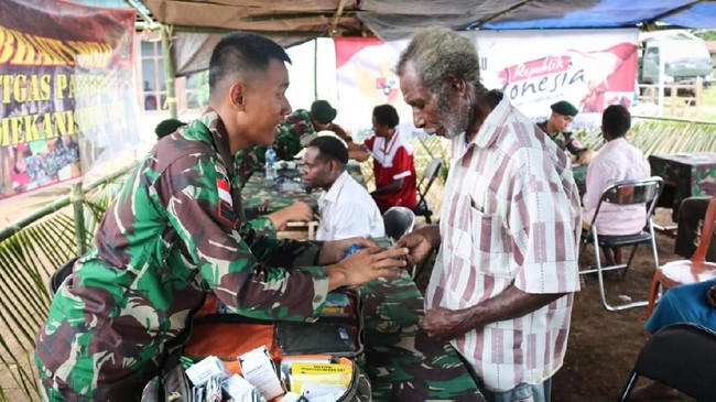 KSAD Jenderal Dudung Abdurachman menyatakan akan menggelar operasi teritorial di Papua, yang di dalamnya adalah pembinaan kepada masyarakat.