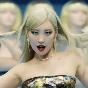 Sunmi Bantah Tuduhan Operasi Plastik Besarkan Payudara