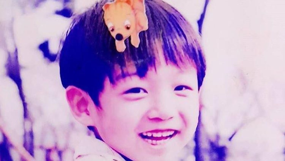 Jungkook BTS berhasil menempati posisi teratas pria tampan sedunia versi TC Candler&period; Maknae BTS ini memang terkenal dengan visualnya yang tampan&period;